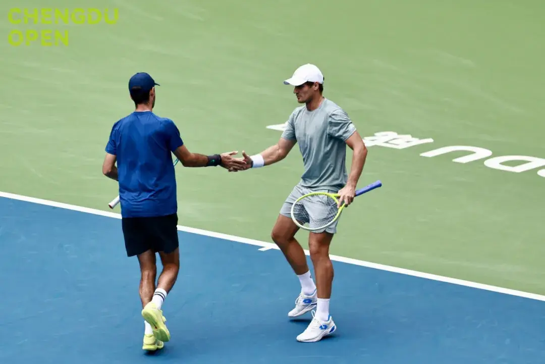 AA, img, div AA, img, div