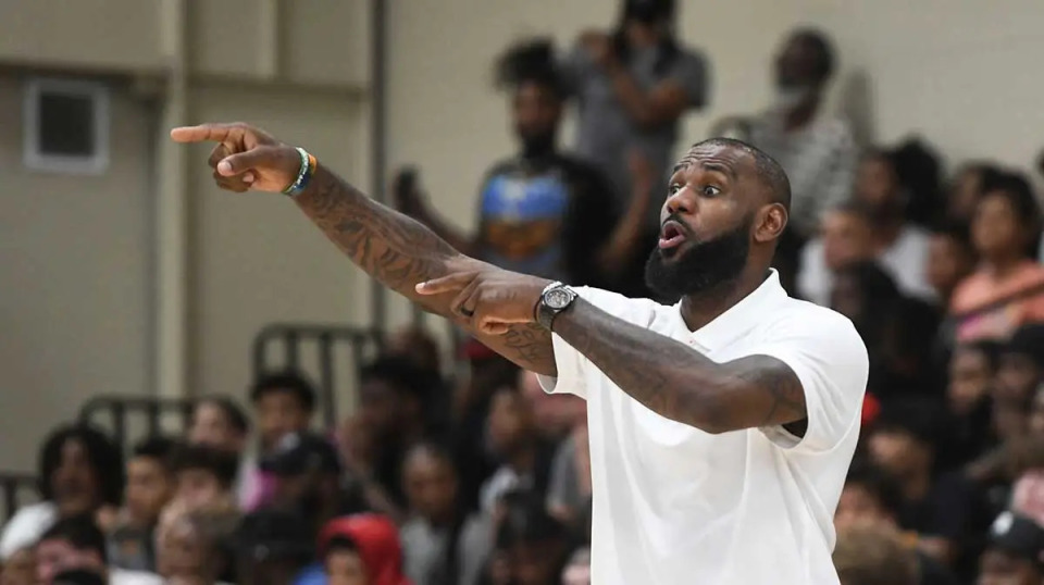 这不是詹姆 这不是詹姆