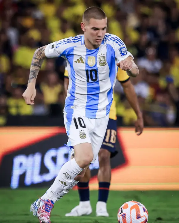 廷队在进攻, 占据优势 廷队在进攻, 占据优势