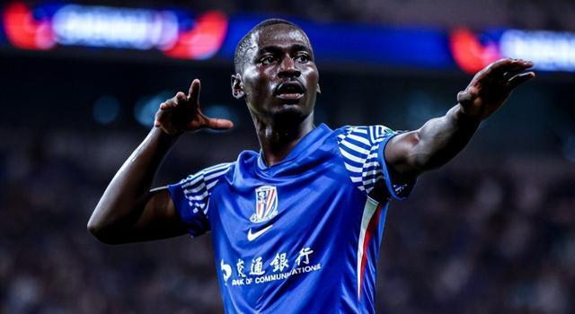 山却恰恰相 山却恰恰相